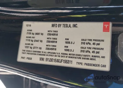 2018 Tesla Model 3 Long Range/Mid Range z USA, uszkodzony, nr VIN 5YJ3E1EAXJF155311